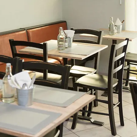 Bed & Breakfast Garda Living Torbole 2*